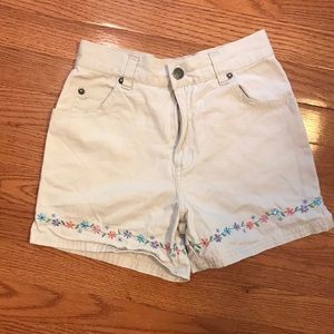 100% cotton floral embroidery shorts
